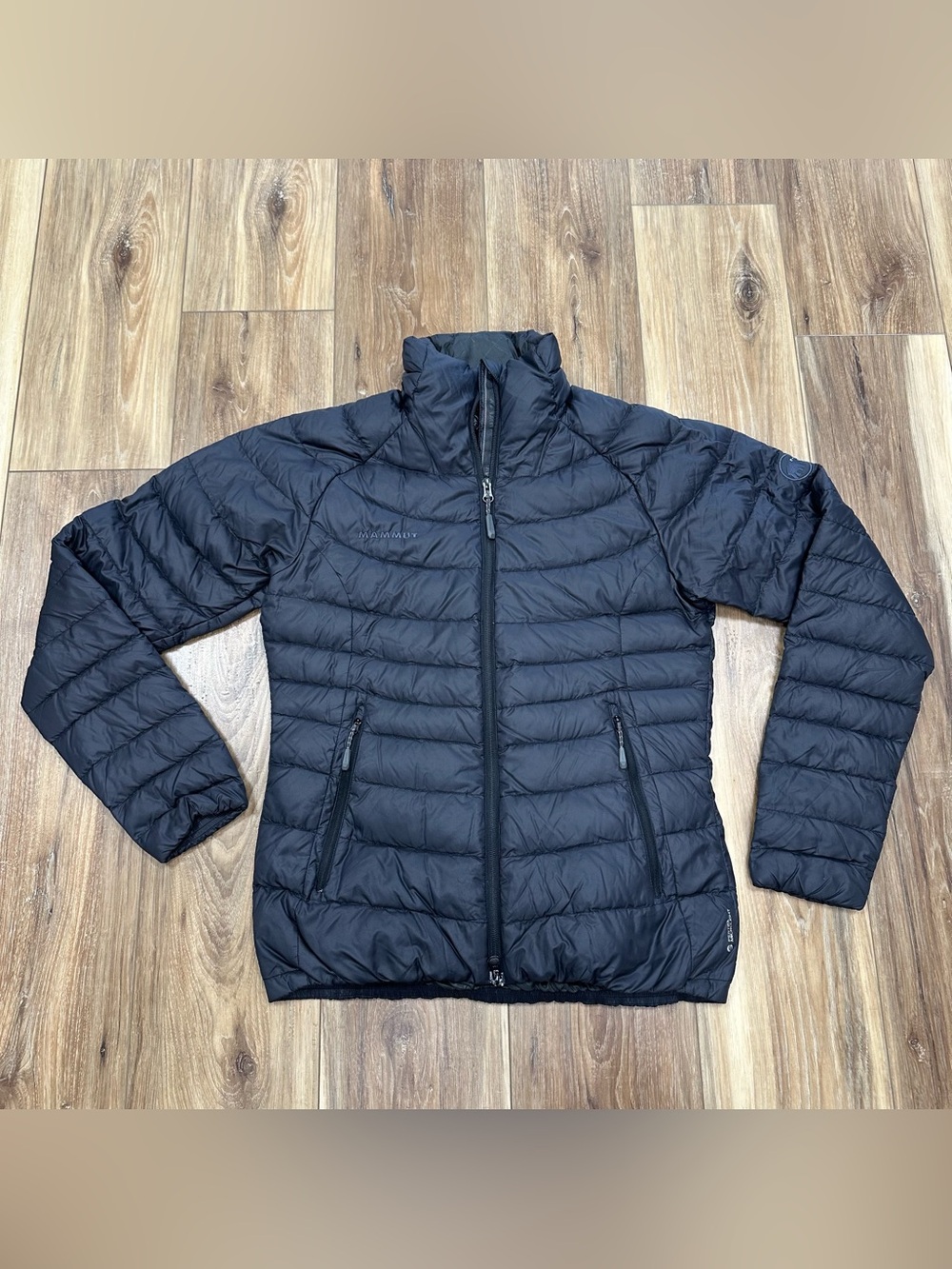 Mammut Pertex Microlight 750+ Down Full Zip Puffer Jacket, Black, Women’s Medium